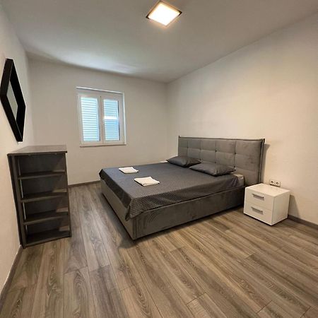 Ferienwohnung Centrum Makarska Exterior foto